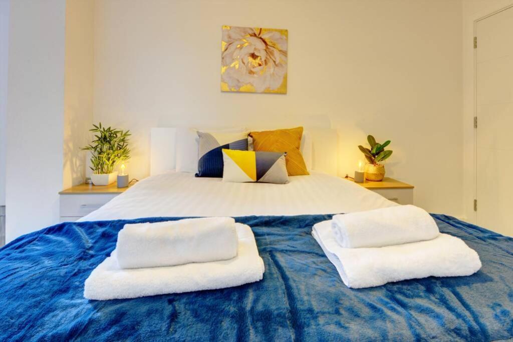 Modern & Stylish 2Br Apartment - Queens House 考文垂 外观 照片